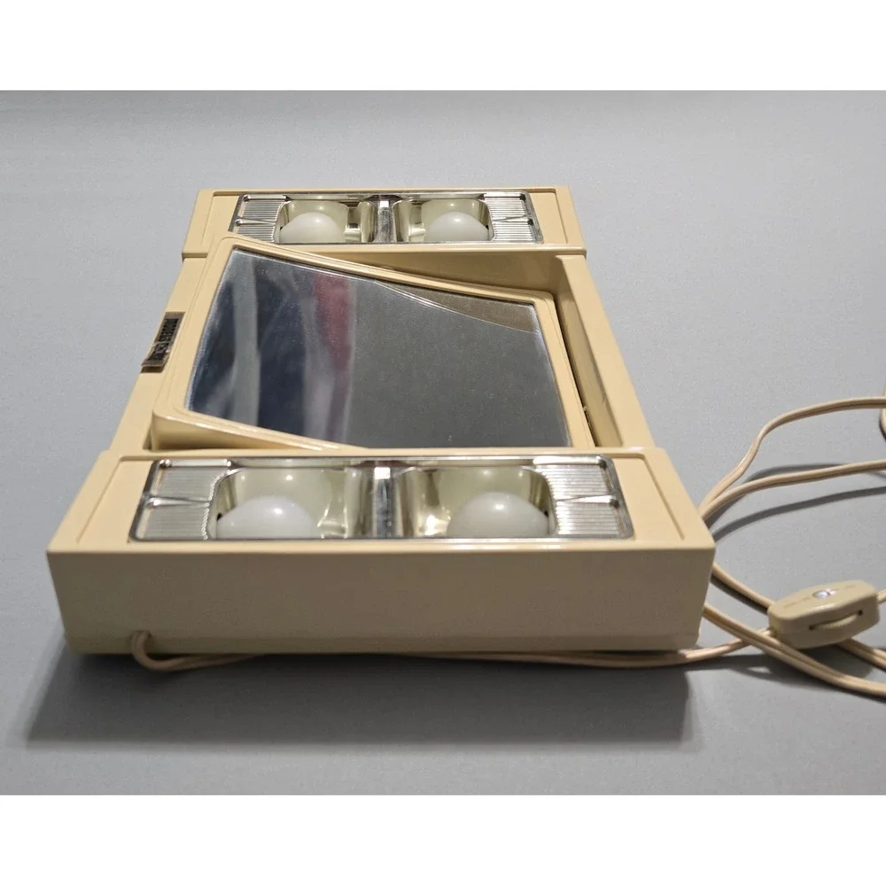 Vintage Models Choice Lighted Makeup Vanity Mirror Travel Case Working Box 1970